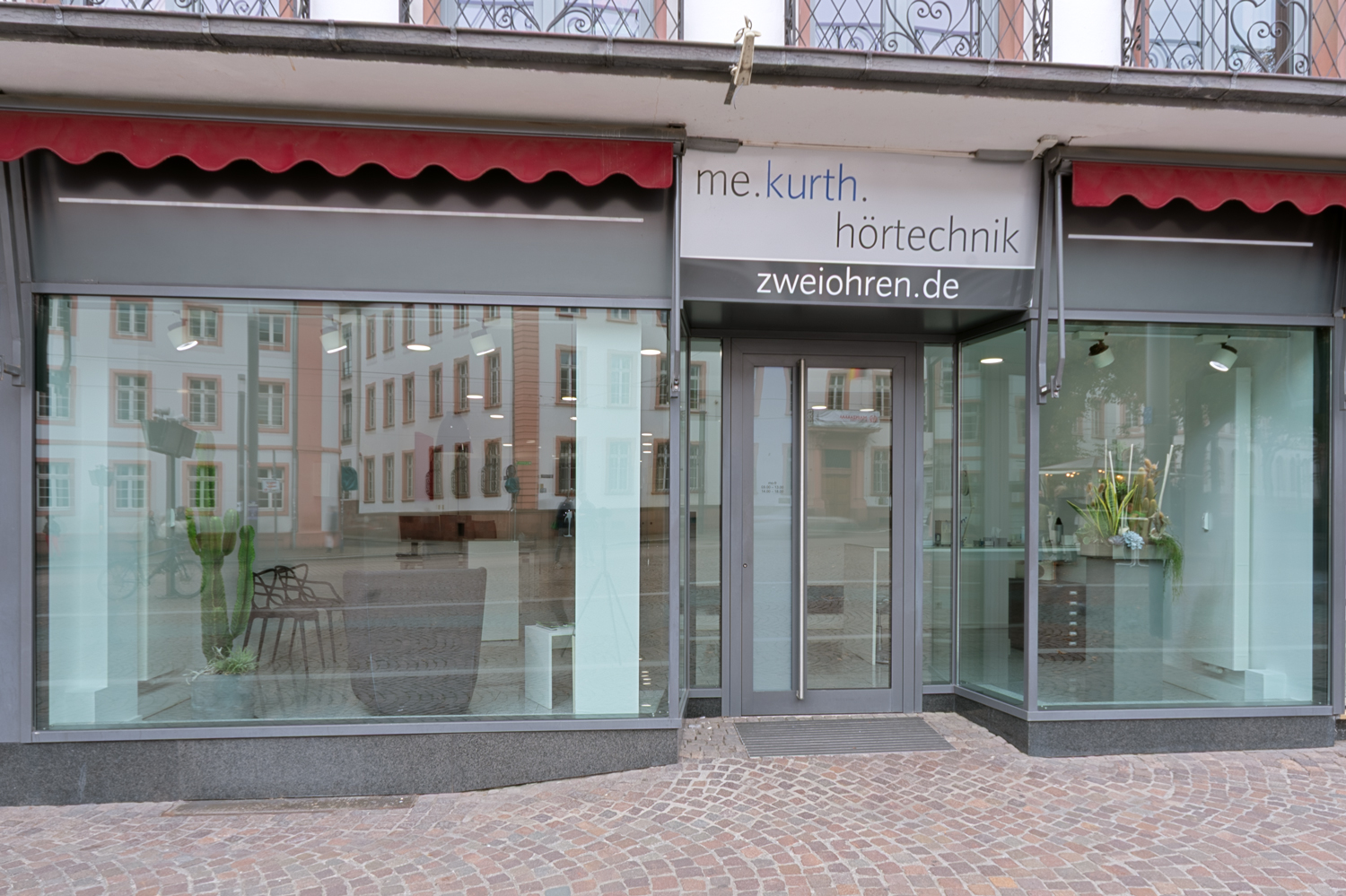 me.kurth.hörtechnik Mainz Schillerplatz 18a 55116, Hörgeräte, Gehörschutz, Hörgeräteanpassung; Fotografie Melissa Klingelhöfer